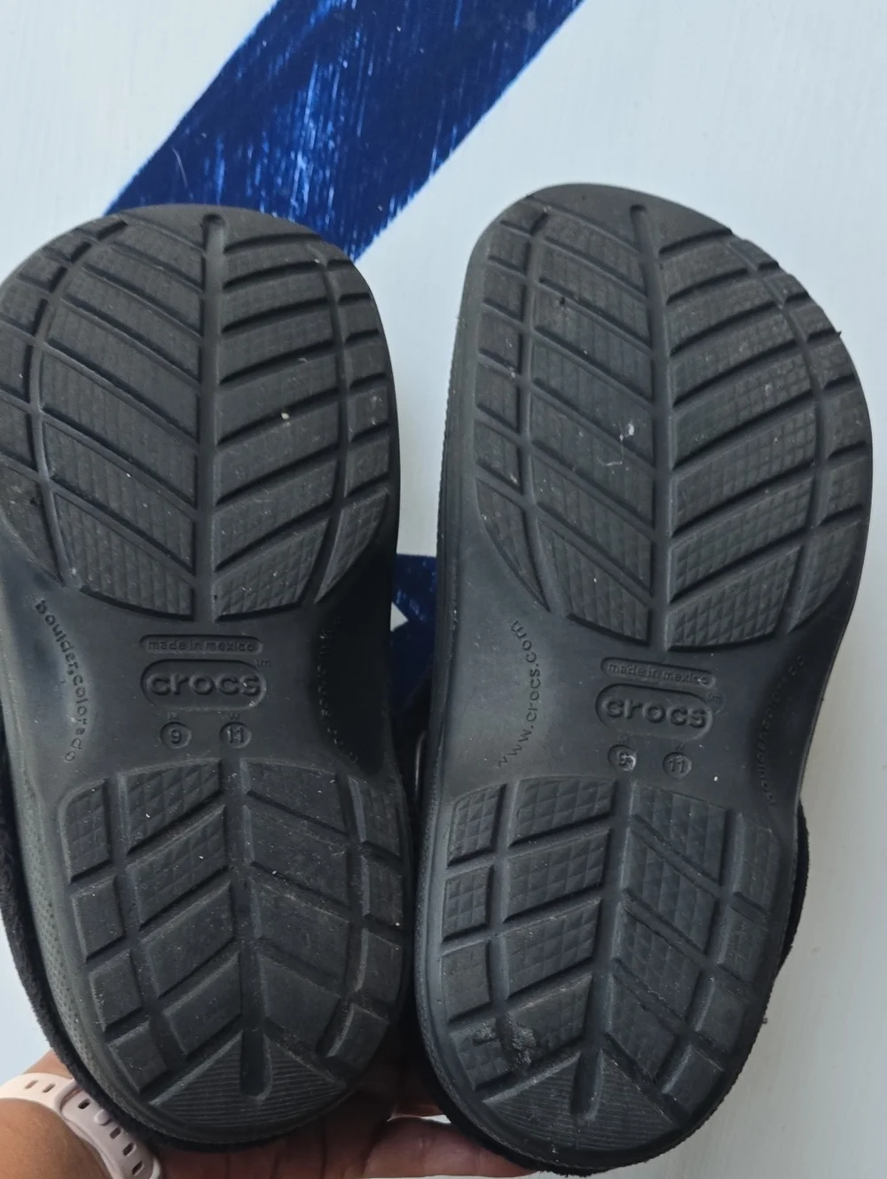 Crocs Blitzen Black Unisex Faux Fur Lined Clog Size Men's 9 Women's 11